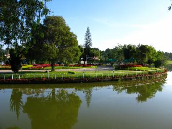 Xuan Huong Lake - A Symbol of Romantic City on Central Highlands-Dalat City
